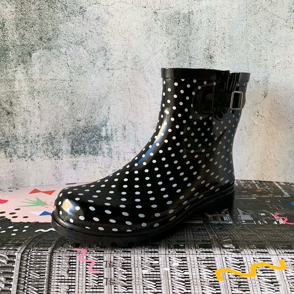 Rain Boot - Picture 3 of 11